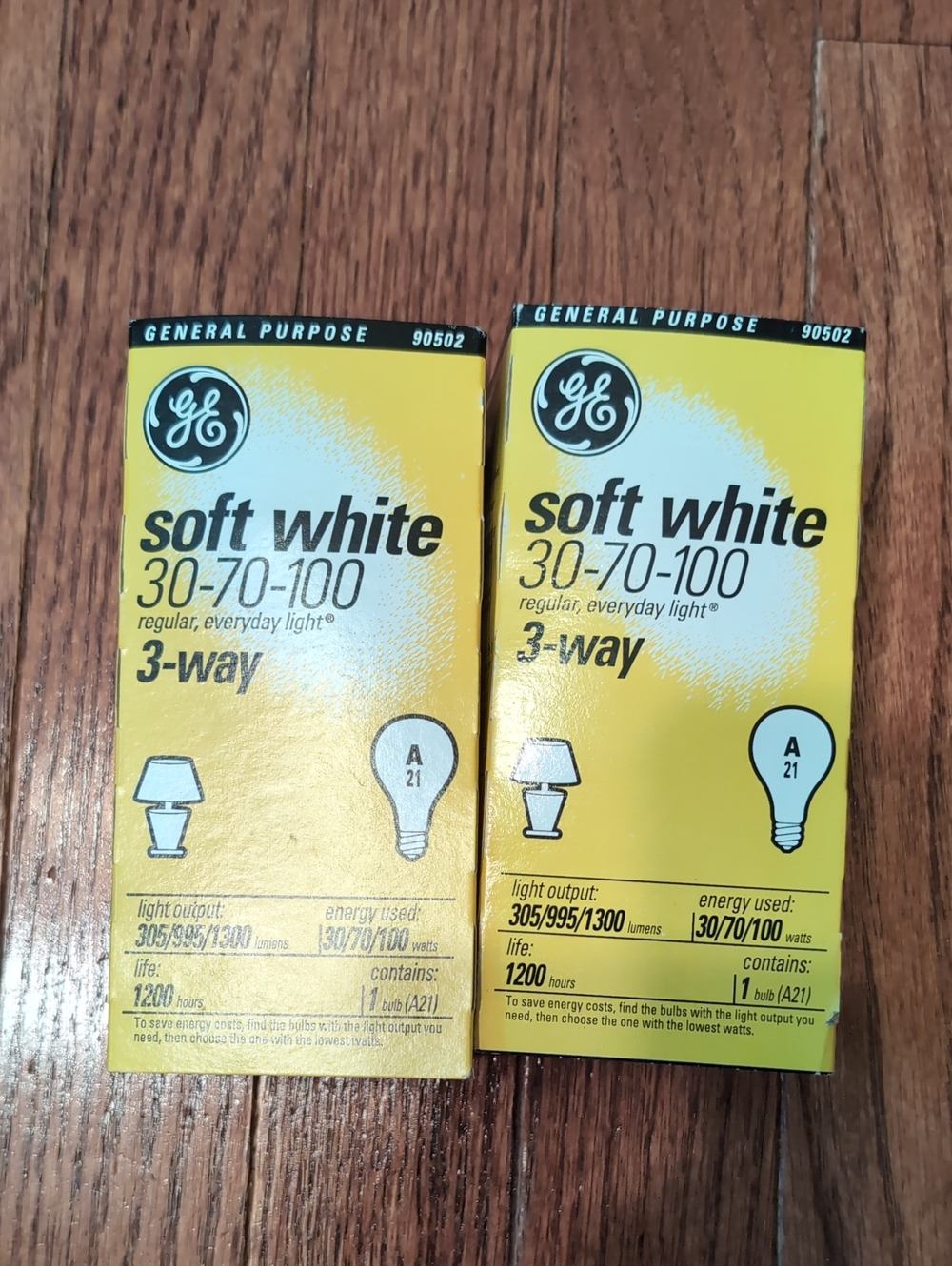 GE 2 Pack Soft White 3-Way A21 Light Bulb 30/70/100W New